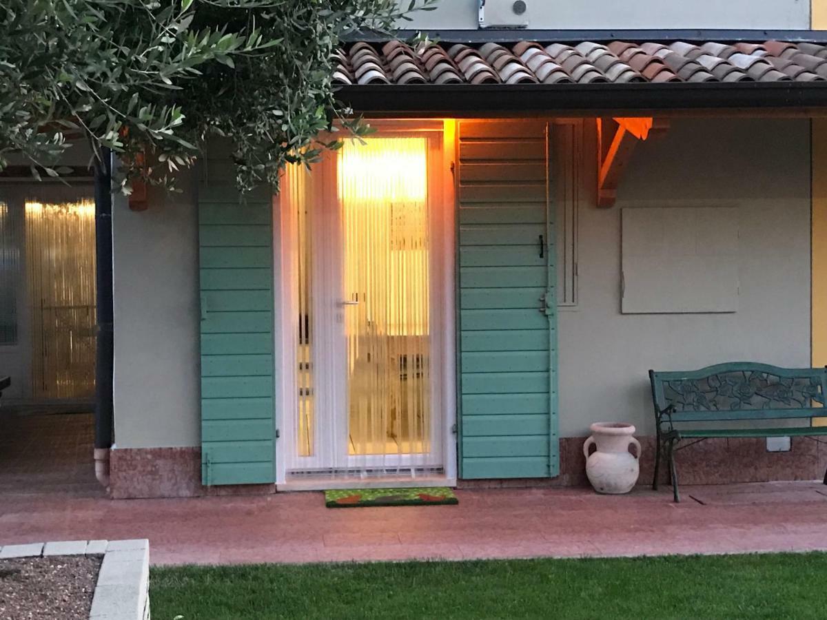 Appartamento "Casa Vacanze Corte Ara Decima" Sona Bagian luar foto